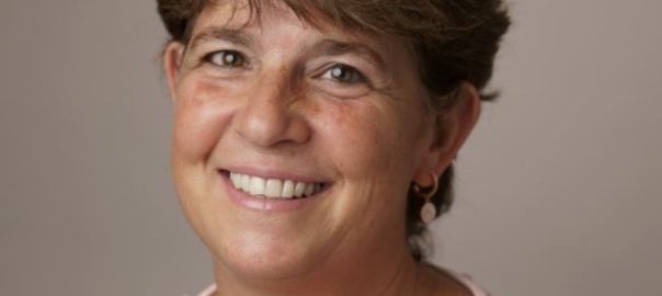 Dana Zumbo headshot