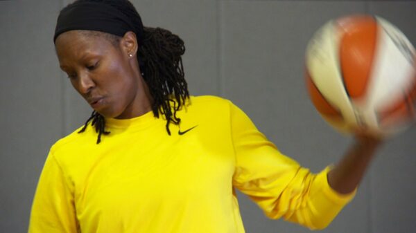 Mind/Game: The Unquiet Journey of Chamique Holdsclaw - Image 5